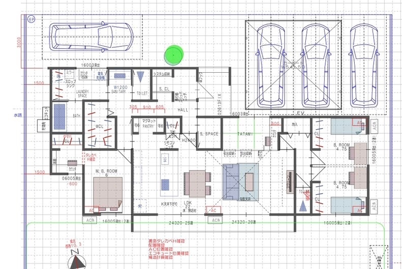 新築住宅の間取りについて 大まかな間取りが決まってきました。 そのため、ここから大きく間取り変更はないものと思います。 ①子供部屋と寝室は東西に物理的に分離 ②ランドリー、洗面、トイレ、ファミクロをまとめて 動線確保しました ③寝室内に書斎を設け、書斎の後ろには、自身があまり使わない衣服や布団、書斎の小物を片付けるクローゼットを配置。使用頻度は少ないため、書斎には影響ないと判断。クローゼットはオープンタイプで、収納力重視。 書斎入り口にロールカーテンをしてクローゼットの見た目やプライバシーを確保。 ④玄関ホール東側に窓を設けて採光を確保。 ⑤掲載間取りからは変更していますが、パントリー東側の収納は、リビング側と玄関側に分けて、玄関側にトイレ用品を収納。 ① この間取り良いと思いますか？ ②畳に書斎代わりのスペースカウンター。 ただし、書斎はしっかりとある。 この時に畳側のカウンターは皆んななら不要か？ ③②のカウンターを削った時に、坪数削減のため リビングを45センチ削ったら、9.1メートルから 8.645mとなる。 この45センチで大きく広がり方や 窮屈感を感じるか？ ちなみに、カップボードは45センチ カップボードとキッチンは1m確保。 キッチンは1.05m。ダイニングは縦80㎝、横1.5m。 ソファーは置くかどうか検討中。 ④ソファーを置いた場合、ソファーからテレビまで3m弱はかなり圧迫感があるか？ よろしくお願い致します。