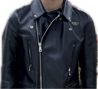 lewisleathersのライトニングタイトフィットの38を購入したの