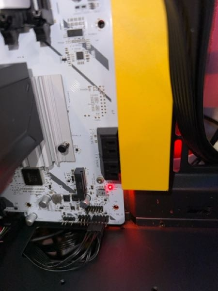 マザーボードB760PRORSWiFiWhtiteseriesを使用 - Yahoo!知恵袋