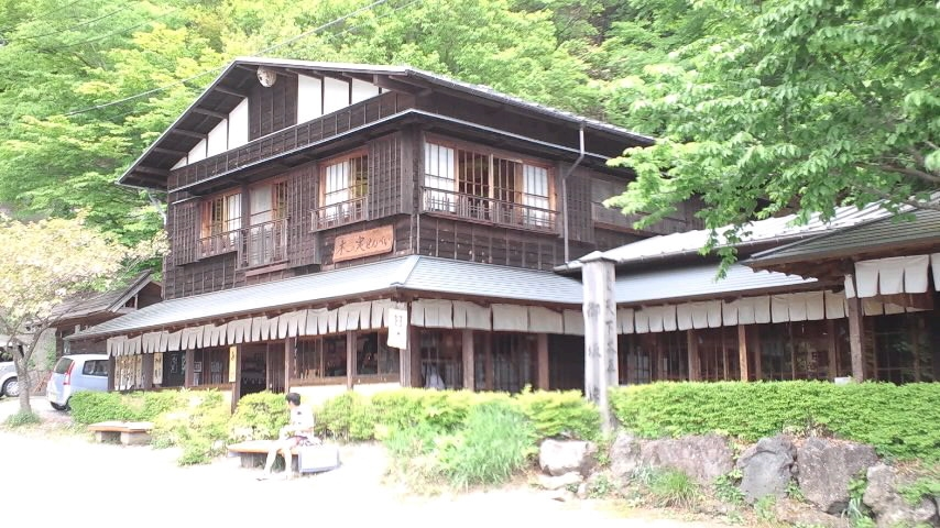 『山梨県』にちなんだ歌手や曲を教えてください♪ （11月20日-山梨県民の日）