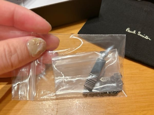 初めてPaulSmithの店舗でプレゼント用のネックレスを買ったのですが 