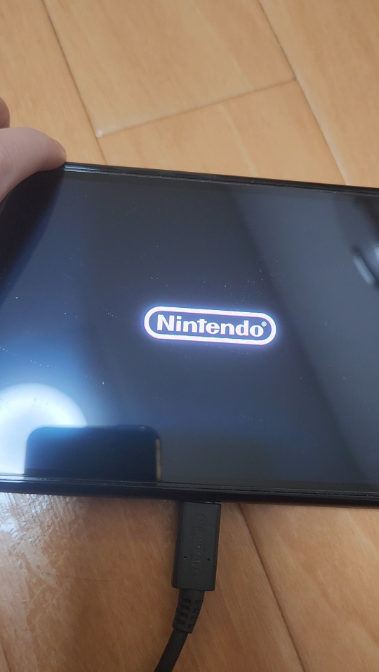 Nintendo Switch 本体 不良品です！電源がつきません！ プロが教える】Switchの電源が入らない原因と修理方法 - Nintendo