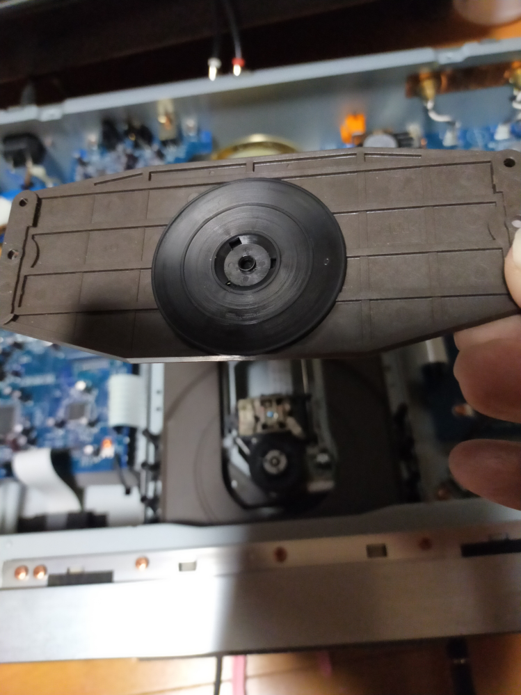 オーディオ機器marantzm-cr611CDが再生できません。 - 正しい