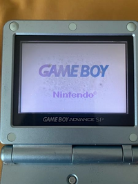 ゲームボーイアドバンスSPを修理したいです。写真のように画面に