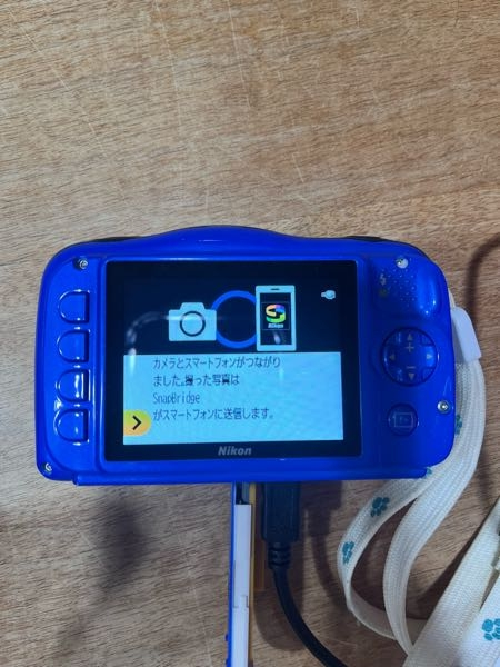 nikonのcoolpixw100のカメラとiPhoneを接続したい - Yahoo!知恵袋