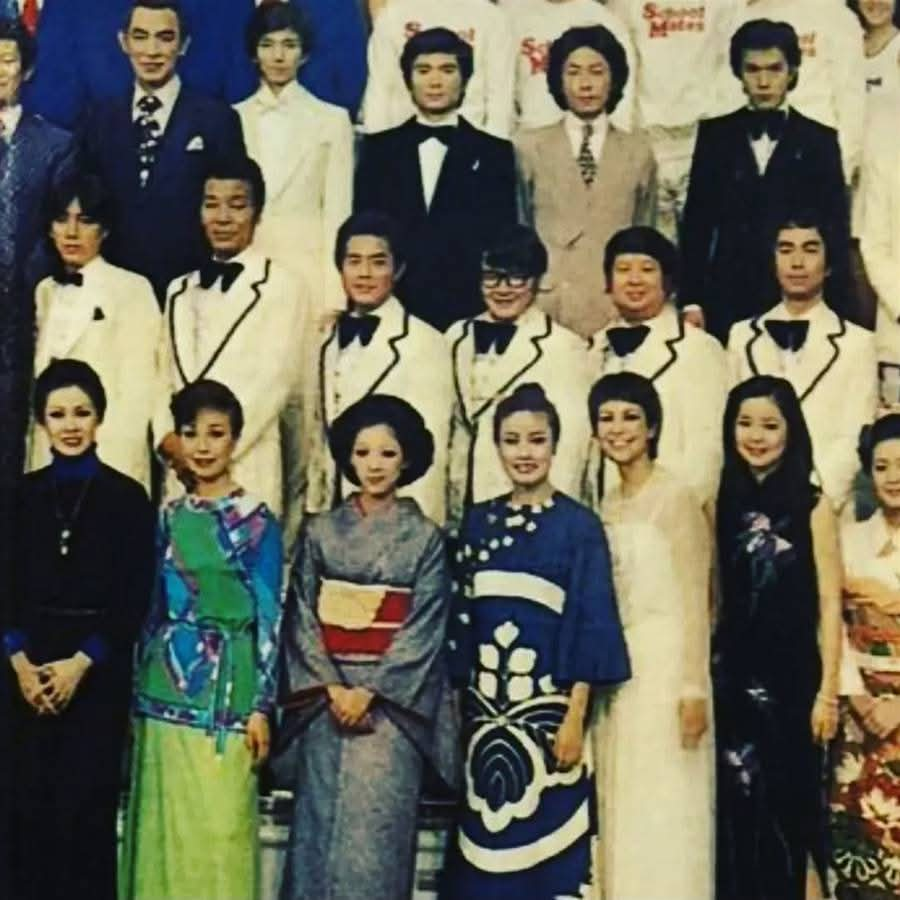 1978年の、渡辺プロの新年の集合写真 この写真、全員判りますか？