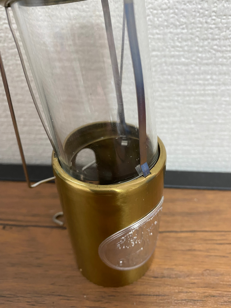 Bigoakのキャンドルランタンについて質問です。上部を引っ張り上げると