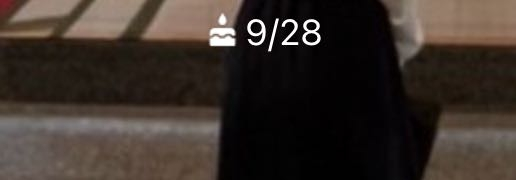LINEの誕生日が近い友達の欄は、友達が誕生日を設定していないと出てこないですか？ 友人の誕生日をど忘れしてしまい、LINEを確認しましたが友人のプロフィールには写真のような誕生日が載っていませんでした。 昨年は火曜日にお祝いしたので5月の7、14、21、28日のどれかなのは確かなんですが、、、笑