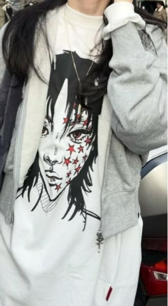 このTシャツ分かる方教えていただきたいですm(_ _)m
