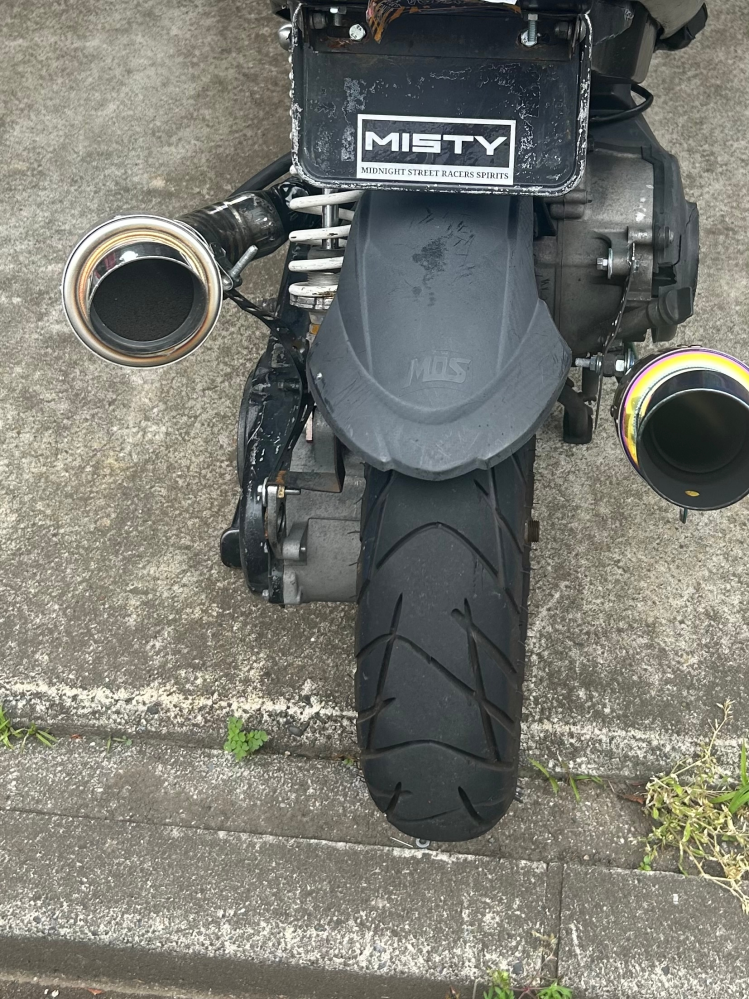アドレスv125gをケツ上げ12センチにしたいです。 - なんのパー