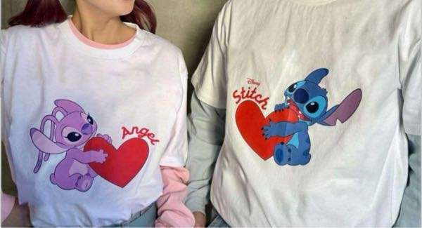 至急 この、スティッチとエンジェルのTシャツをメルカリで何円だったら買っても良いと思いますか？ 新品未使用で、ふたつ合わせて8000円しました。 ふざけは要りません。