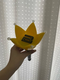 BIGBANGのペンライトの電池が取れないんですけどどうしたらいい