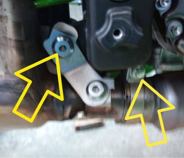 バイクについて、zx6r現行の弁当箱の外し方について質問なのですが