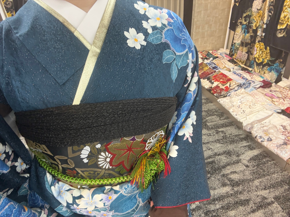 至急】振袖についてです。振袖をレンタルして、本日届いたのですがやっ 