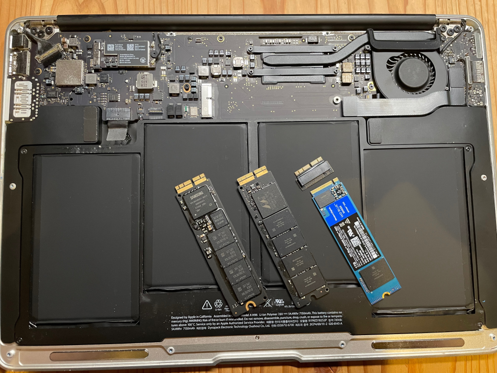 MacbookAirearly2015の内臓SSDが認識しない時は、 - Yahoo!知恵袋