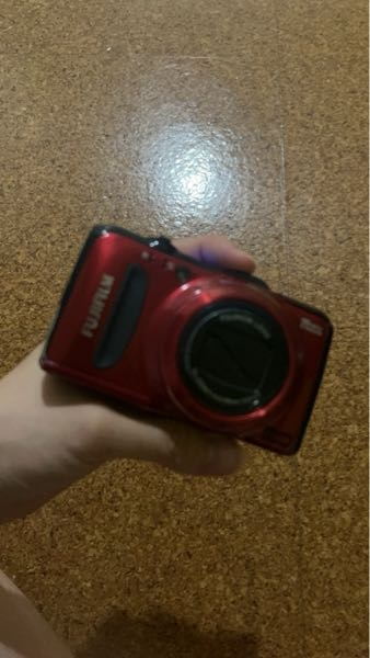 デジカメの故障についてです。富士フィルムのFinepixF600EXRを友達が