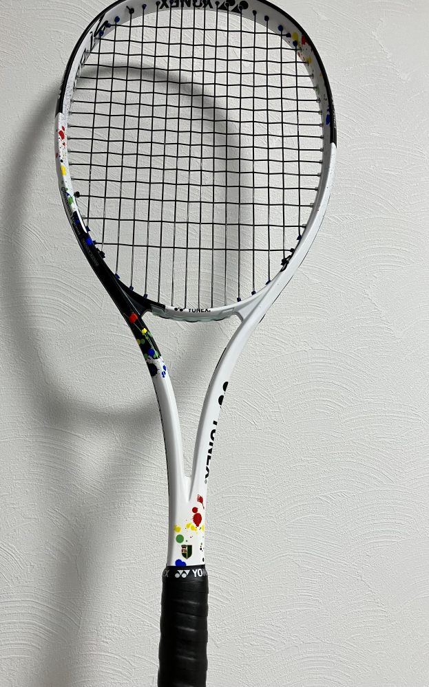 ソフトテニスラケットで、「ナノフォース800V」「ナノフォース