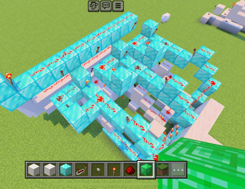 マイクラのレッドストーン回路について、

ロッチ回路がクロック化してしまう原因が分かりません。 