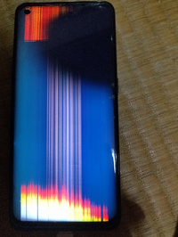スマートフォン故障判別この故障は画面割れだと思いますが詳しい