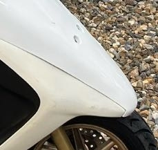 ライブディオzxのインナー(?)を塗装したいです - 外装は白なのでインナ