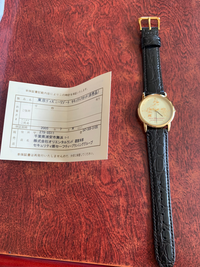遺品整理 腕時計 まとめ 遺品整理をしていたら、この時計が保証書と一緒に出てきました