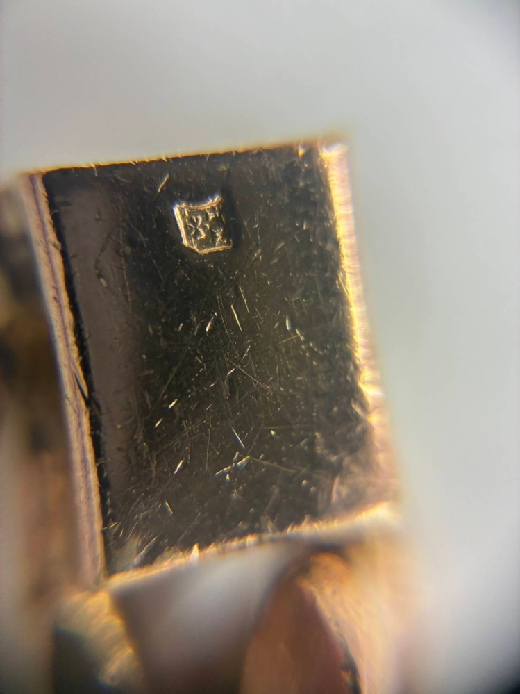 K9刻印　ブレスレット アンティークの刻印について質問です。この刻印はk9のクローバー刻印で