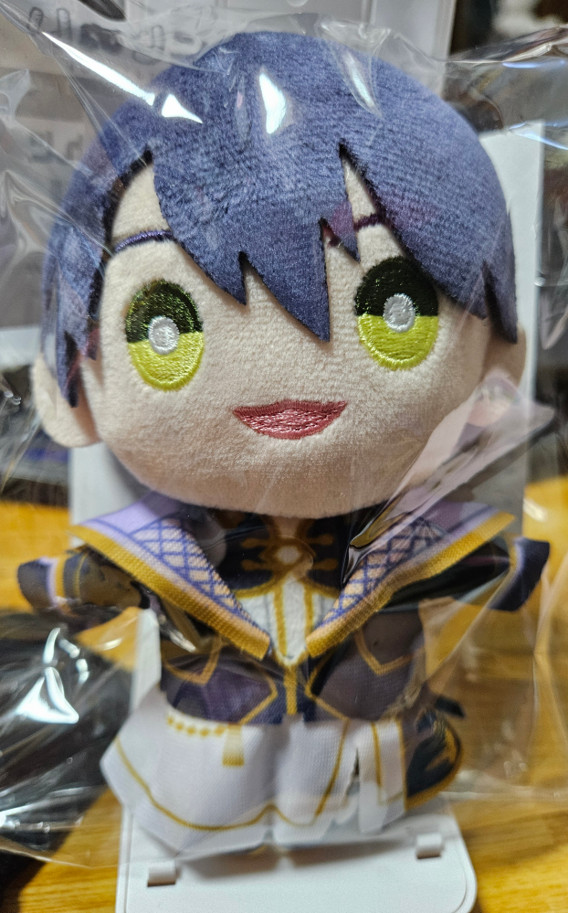 あんスタのいつぬい、にじさんじのにじぱぺを持っている方、ぬい服を