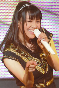 Perfumeが使ってる白いマイクがあるじゃないですか そのマイクのメーカーど Yahoo 知恵袋