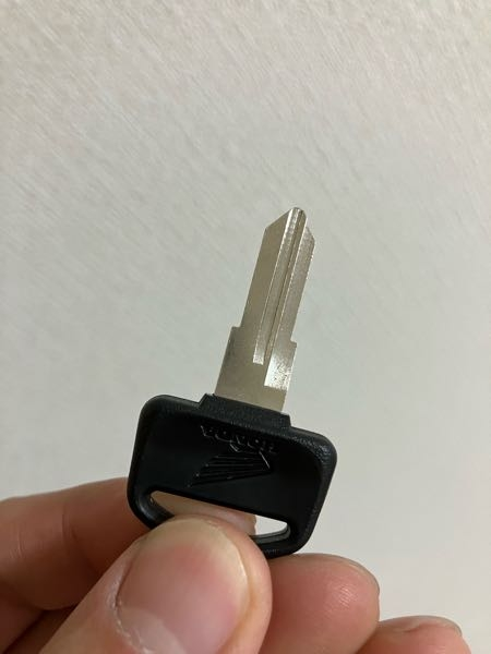 ホンダの原付の鍵について質問です。中古で購入したcd90の鍵をホンダ