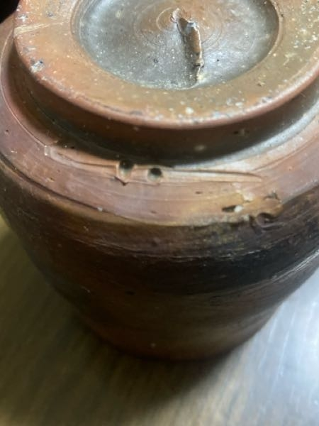 こちらの作者が、わかる方がいましたら教えて下さい。備前焼かと思い