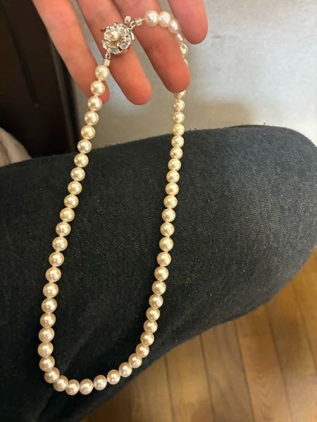 至急これ何のネックレスかわかりますか？祖母がもってたのですが