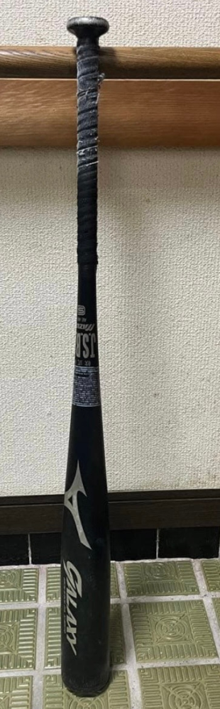 高校軟式野球の金属バットでミズノのGALAXYの1CJMR110という型番のバ