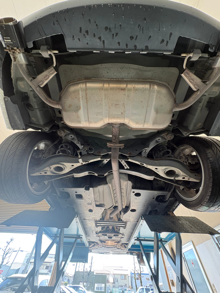 中古車購入(下回り錆)について。中古車購入について、下回りの錆が気に 