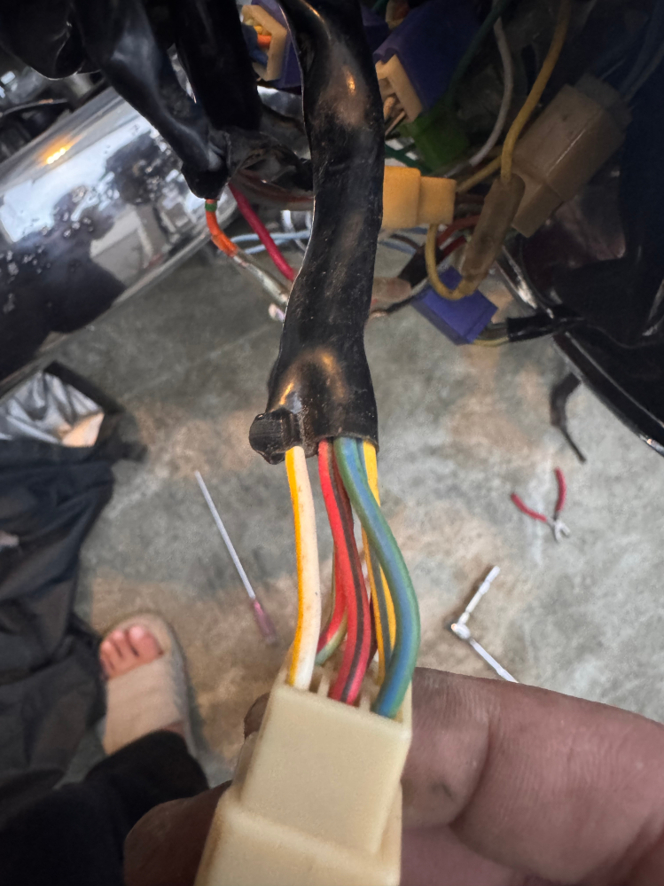 gt380のキーシリンダーについて質問があります。交換をしたいのですが