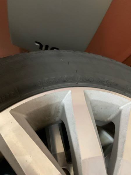 今使ってる車のタイヤがこれだったのですが、155/65R13の種類で 