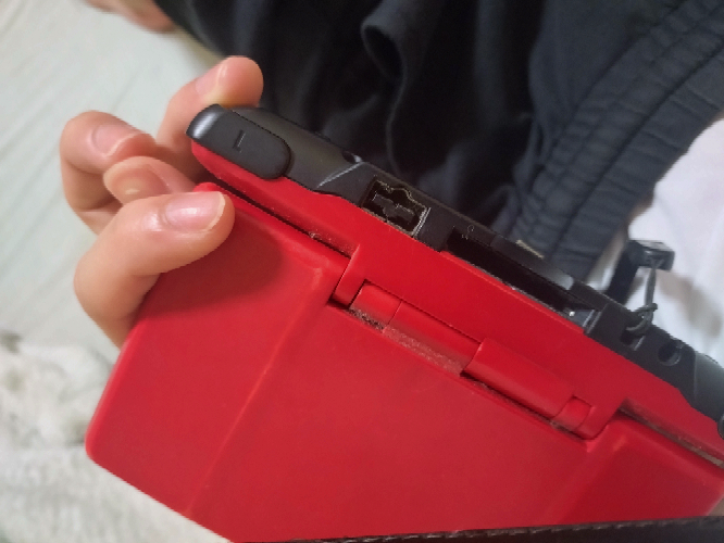 ゲーム機のご相談です！写真にあるのは初代DSなのですがこの充電器の型