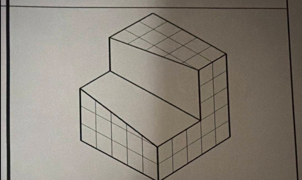 この図について教えてください。右側からみた図を書くのですが、どう
