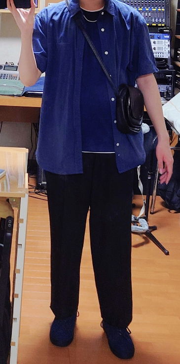身長173センチ、体重57キロですがパーカーを少しゆったりめに着たい