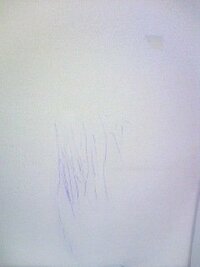 壁の汚れと傷 賃貸での壁紙張替について 子供が壁にボールペンで落書きをしてしまい 教えて 住まいの先生 Yahoo 不動産
