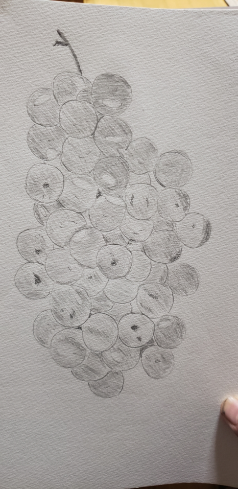 最近1ヶ月前から絵を趣味で書き始めました。かなり工夫しながらして