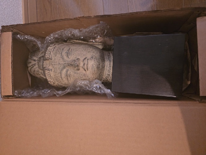 遺品整理で出てきた珍しい物だそうです。 遺品整理していた時に出てきた物になるのですがこれってなんでしょうか