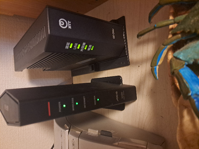 バッファロールーターのインターネットだけ点灯しません。モデムも再 