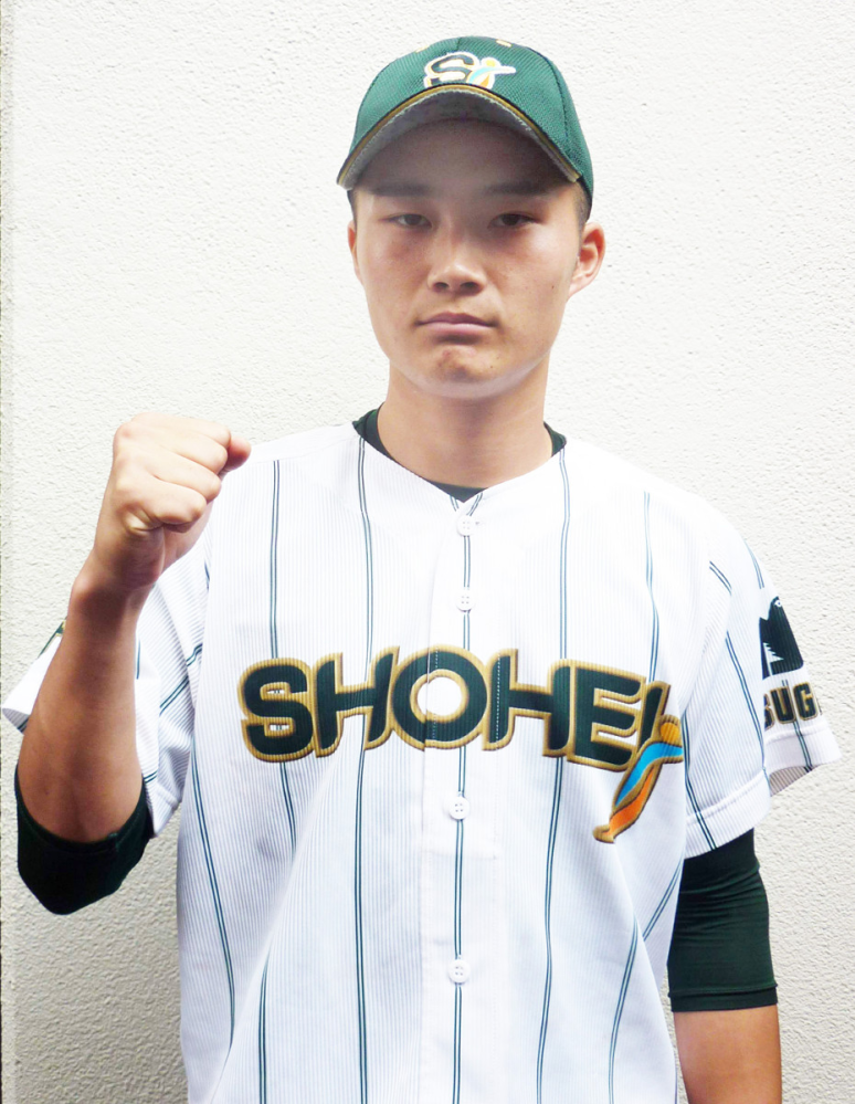 埼玉の昌平高校野球部ユニホームの、カラフルなネジネジはなんですか