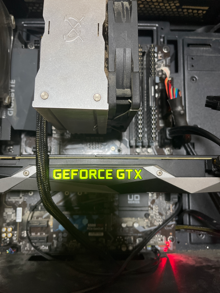 PCの購入を検討していますが、そもそも何が何だか全く分かりません。色