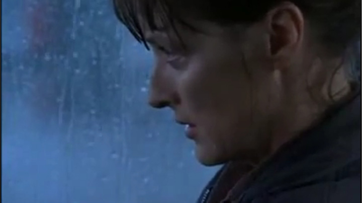 これは何の映画のシーンで、この人は何を迷っているのでしょう