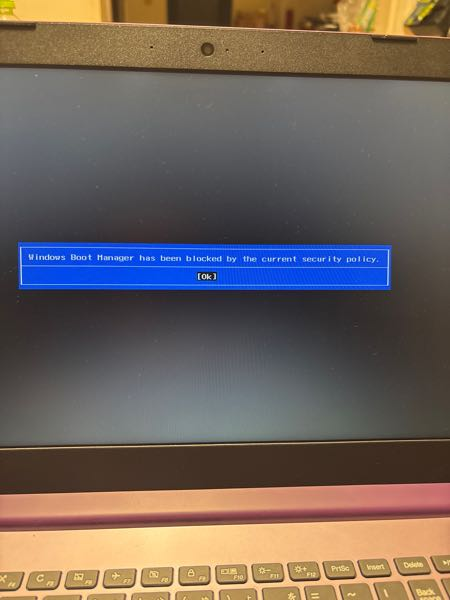 チャイナノートPC 本体 詳細不明説明欄読んでください パソコンを立ち上げる度に中国語のような警告文が毎回表示されます