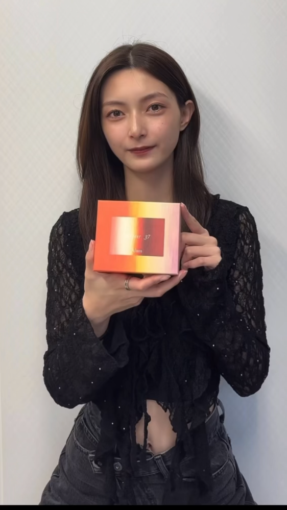 坂道グループCD封入特典生写真について質問です。先日櫻坂46の流れ弾を
