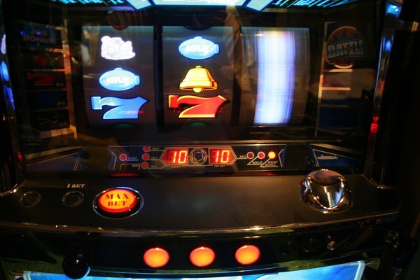 【ジャンク品】パチスロ実機 EXCITE製 システムエラー発生中 修理できる方 パチスロ実機が故障してしまいました(^^;;とある方からいただいたもの