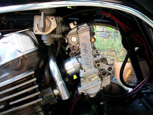cb400sf nc31用FCRキャブ部品取りジャンク cb400sf nc31用FCRキャブ