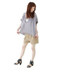 デートに着て行く服装についてアドバイスをお願いします ２８歳の女です 最近気に Yahoo 知恵袋